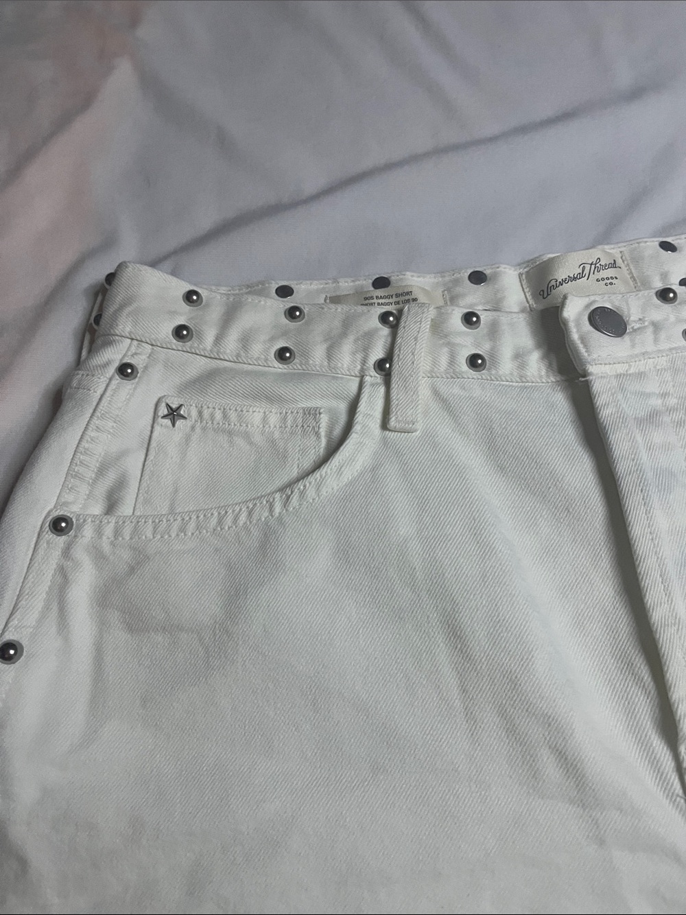 NWT Universal Thread 90’s Baggy Jean shorts - Picture 4 of 11